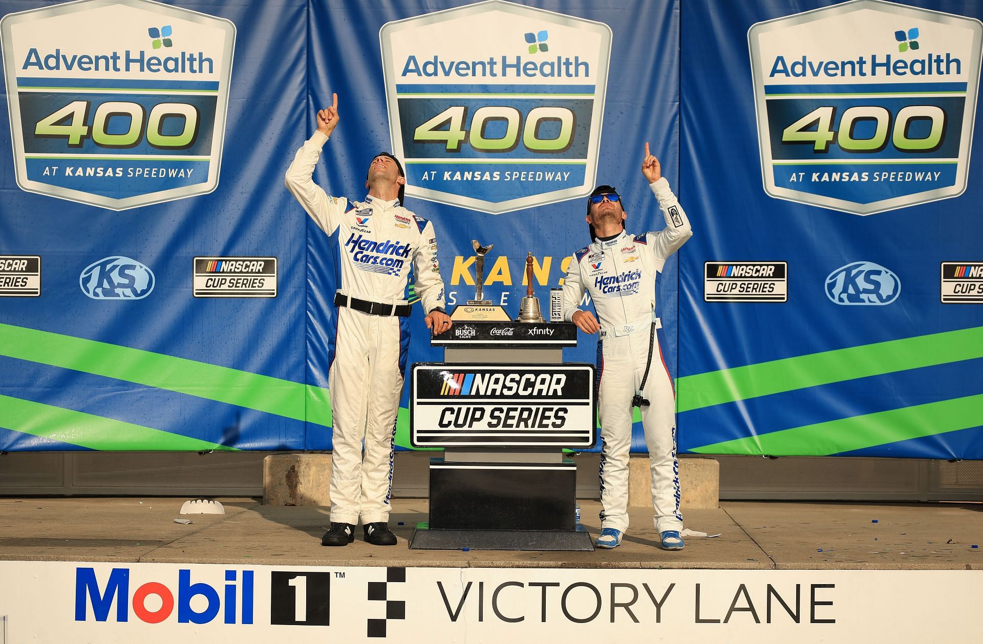 Kyle Larson and crew chief Cliff Daniels - NASCAR Cup Series AdventHealth 400 - Source: Getty